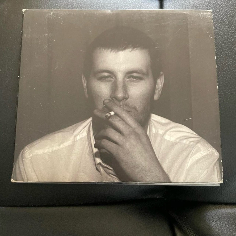 Arctic monkeys cd 2006 box only (missing cd)
Whatever people say I am